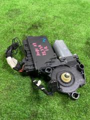 Мотор стеклоподъемника правый передний AUDI A4 8EC (B7) 8e2959802 2 ракурс