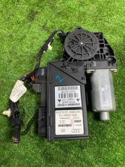 Мотор стеклоподъемника правый передний AUDI A4 8EC (B7) 8e2959802 5 ракурс