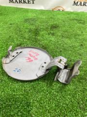 Лючок бензобака TOYOTA VITZ NCP10 77350-52010 3 ракурс