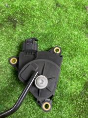 Педаль газа NISSAN MARCH AK12 4 ракурс
