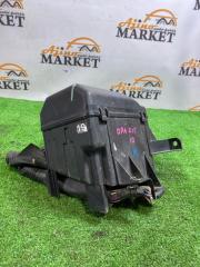 Блок предохранителей TOYOTA OPA ZCT10 1ZZFE 82741-63010 2 ракурс