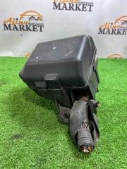 Блок предохранителей TOYOTA OPA ZCT10 1ZZFE 82741-63010 3 ракурс