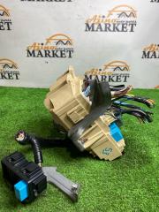 Блок предохранителей TOYOTA HARRIER MHU38 3MZFE 82730-0W520 2 ракурс Блок предохранителей TOYOTA HARRIER MHU38 3MZFE 82730-0W520 2 ракурс