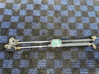Амортизатор капота TOYOTA CRESTA JZX81 53450-29046 2 ракурс