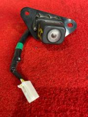 Камера заднего вида задняя TOYOTA PRIUS NHW20 86790-47010 2 ракурс