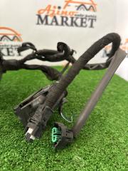 Блок предохранителей DAIHATSU TAFT LA910S 82641B2040H 2 ракурс