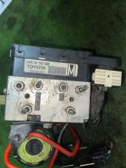 Блок abs LEXUS LS600H UVF45 2URFSE 44510-50100 4 ракурс