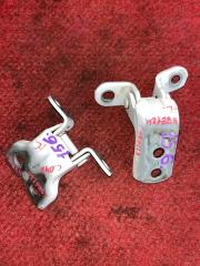 Фото запчасти петля дверная передняя левая TOYOTA COROLLA контрактная запчасть Запчасть петля дверная передняя левая TOYOTA COROLLA