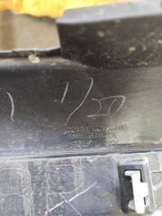 Заглушка бампера правая задняя TOYOTA SIENTA NCP175 5216152170 3 ракурс