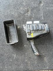 Запчасть блок реле LEXUS GS350