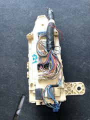 Блок предохранителей TOYOTA PROGRES JCG10 1JZGE 82730-51010 5 ракурс