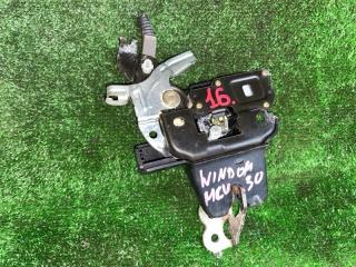Замок крышки багажника TOYOTA WINDOM MCV30 4 ракурс