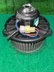 Мотор печки MITSUBISHI CARISMA DA2A MR270025 3 ракурс