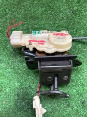 Замок 5-й двери MAZDA PREMACY CP8W C10062310F 2 ракурс