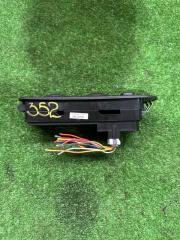 Пульт стеклоподъемника правый передний MITSUBISHI CARISMA DA2A MR762542 2 ракурс