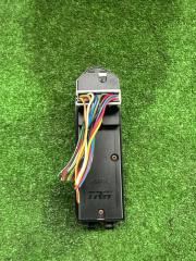 Пульт стеклоподъемника правый передний MITSUBISHI CARISMA DA2A MR762542 3 ракурс