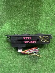 Пульт стеклоподъемника правый передний MITSUBISHI CARISMA DA2A MR762542 4 ракурс