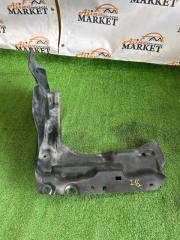 Защита двигателя правая передняя TOYOTA COROLLA AXIO ZRE142 51441-12240 3 ракурс Защита двигателя правая передняя TOYOTA COROLLA AXIO ZRE142 51441-12240 3 ракурс