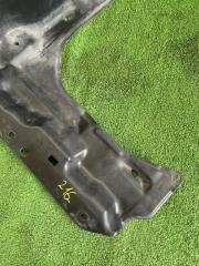 Защита двигателя правая передняя TOYOTA COROLLA AXIO ZRE142 51441-12240 5 ракурс Защита двигателя правая передняя TOYOTA COROLLA AXIO ZRE142 51441-12240 5 ракурс