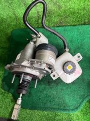 Главный тормозной цилиндр TOYOTA NOAH ZWR95 2ZRFE 47210-28080 2 ракурс
