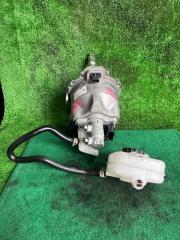 Главный тормозной цилиндр TOYOTA NOAH ZWR95 2ZRFE 47210-28080 5 ракурс