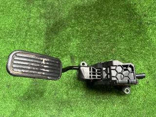 Педаль газа TOYOTA NOAH ZWR95 78110-60210 2 ракурс Педаль газа TOYOTA NOAH ZWR95 78110-60210 2 ракурс