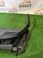 Жабо NISSAN NOTE E11 668621U600 4 ракурс Жабо NISSAN NOTE E11 668621U600 4 ракурс