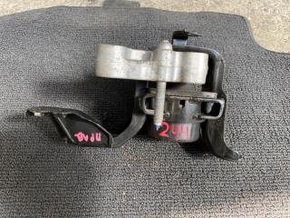 Подушка двигателя правая передняя TOYOTA SIENTA MXPL15 M15A 12305-15090 3 ракурс