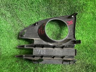 Очки на противотуманки правые TOYOTA VOXY ZRR75 52127-28380 2 ракурс
