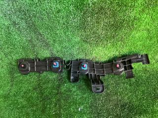 Крепление бампера правое заднее TOYOTA NOAH ZWR95 52575-V1010 4 ракурс