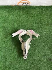 Петля капота TOYOTA Mark II Wagon Blit GX110 53420-30160 2 ракурс