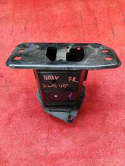 Жесткость бампера правая передняя TOYOTA NOAH ZWR95 57013-V1010 1 ракурс