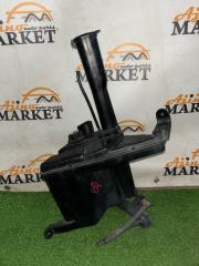 Бачок стеклоомывателя TOYOTA ALTEZZA GXE10 85330-35080 3 ракурс Бачок стеклоомывателя TOYOTA ALTEZZA GXE10 85330-35080 3 ракурс