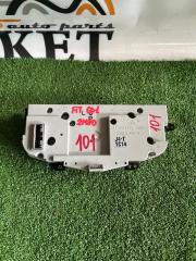 Блок управления климат-контролем HONDA FIT GD1 D061V 4 ракурс