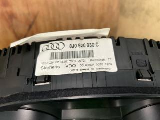 Спидометр AUDI TT 8J 8J0920930C 5 ракурс