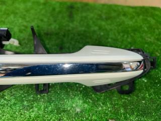 Ручка двери правая передняя TOYOTA HARRIER AVU65 3 ракурс