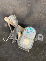 Фото запчасти датчик контроля высоты правый TOYOTA CROWN MAJESTA контрактная запчасть Запчасть датчик контроля высоты правый TOYOTA CROWN MAJESTA