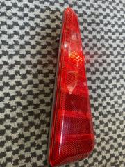 Катафот левый TOYOTA VOXY ZRR85 81920-28020 3 ракурс