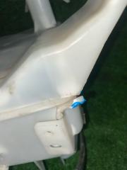 Бачок стеклоомывателя TOYOTA CELSIOR UCF31 3UZFE 85315-50150 5 ракурс