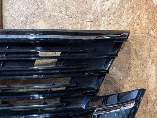 Решетка радиатора NISSAN SERENA C28 623107DF0A 4 ракурс