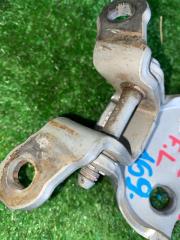 Петля дверная левая передняя HONDA STEPWGN RF2 67410-SM4-K01ZZ 4 ракурс