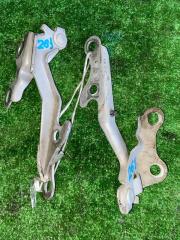 Петля капота TOYOTA CERES AE101 53420-12260 1 ракурс