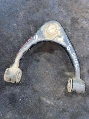 Запчасть рычаг передний правый TOYOTA MARK II