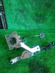 Педаль тормоза SUBARU IMPREZA GC8 36015FC050 2 ракурс