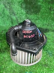 Мотор печки NISSAN LARGO W30 3 ракурс Мотор печки NISSAN LARGO W30 3 ракурс