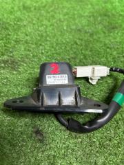 Камера заднего вида TOYOTA PRIUS NHW20 86790-47010 2 ракурс