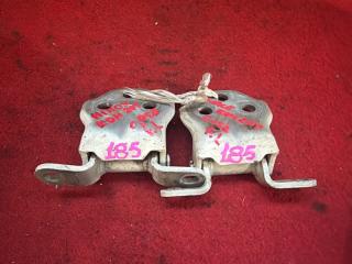 Петля дверная левая передняя TOYOTA HIACE KDH205 68710-26020 1 ракурс