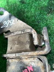 Подушка двигателя левая NISSAN CARAVAN VWMGE24 QD32 2 ракурс