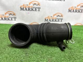 Патрубок воздушн.фильтра TOYOTA DUET M100A EJ 17882-97207 3 ракурс Патрубок воздушн.фильтра TOYOTA DUET M100A EJ 17882-97207 3 ракурс