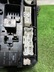Блок предохранителей MITSUBISHI GALANT FORTIS CX4A 4B11 4 ракурс